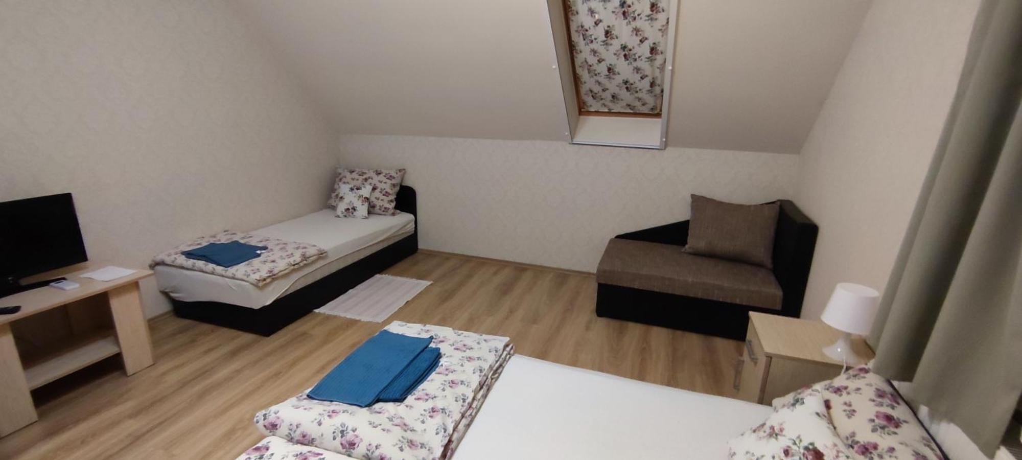 Village Garden Family Guest House Tiszakanyar ภายนอก รูปภาพ