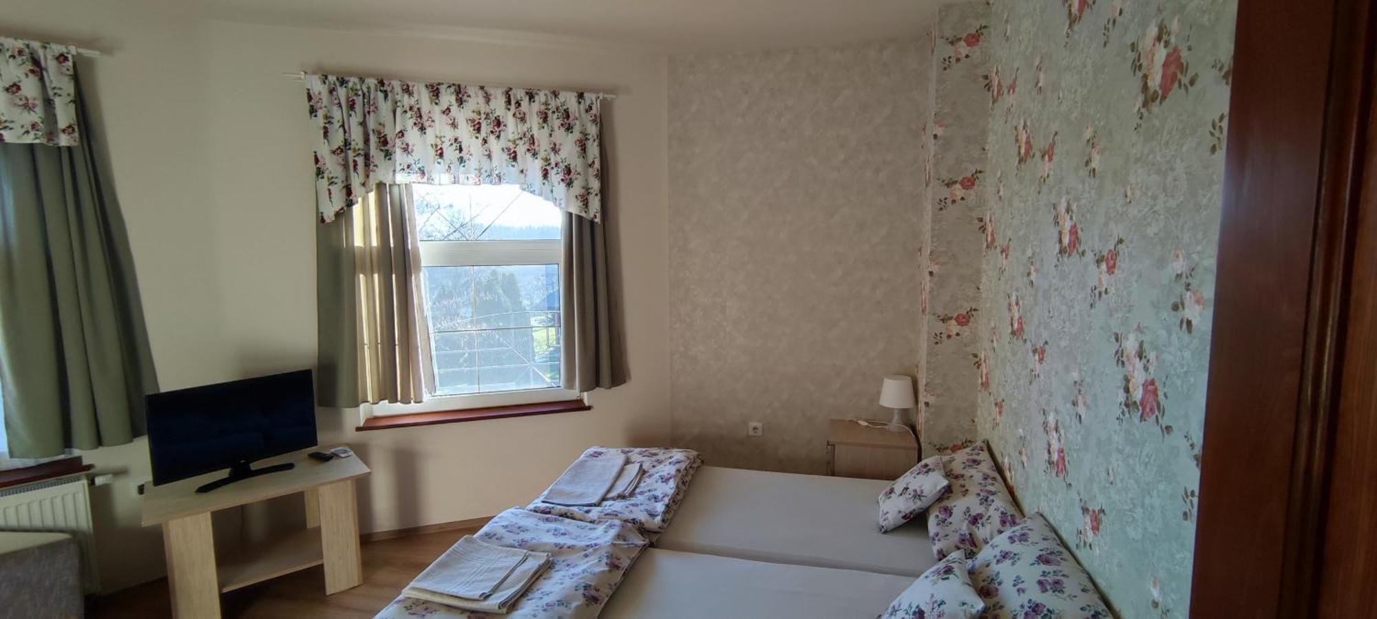 Village Garden Family Guest House Tiszakanyar ภายนอก รูปภาพ