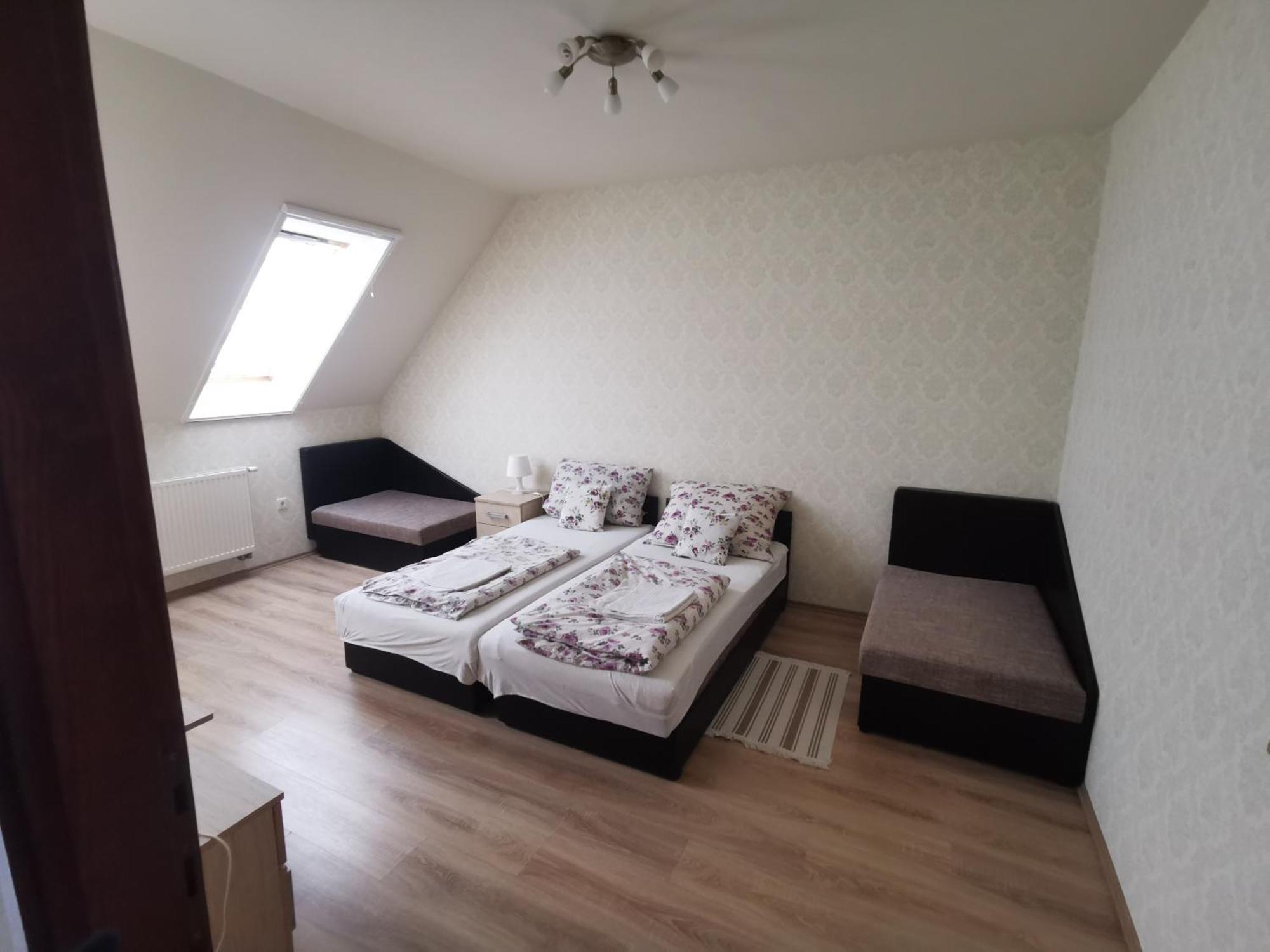 Village Garden Family Guest House Tiszakanyar ภายนอก รูปภาพ